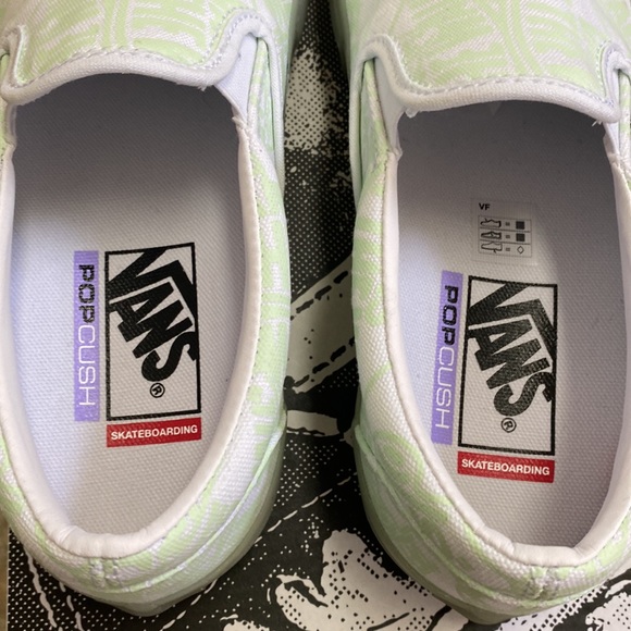 Vans Limited Edition Glow In The Dark Slip-On Shoes.  Zumies Exclusive. - Picture 3 of 9